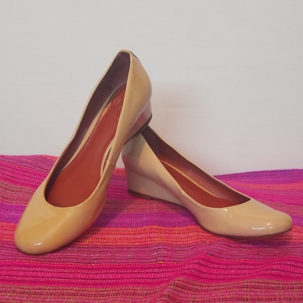 TORY BURCH SHOES - Picture 1 of 8